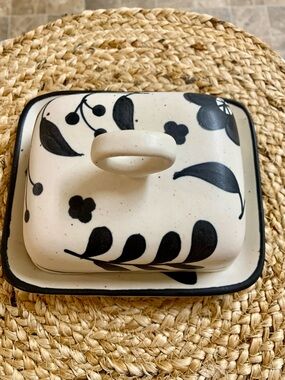 Creative Co-Op Speckled Cream Stoneware Butter Dish
